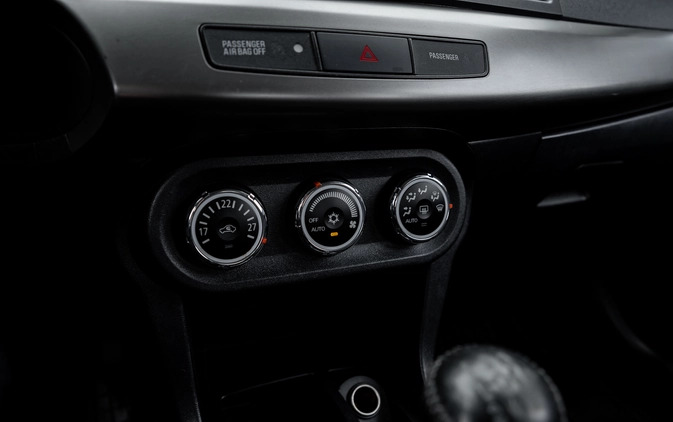 Mitsubishi Lancer cena 32900 przebieg: 150000, rok produkcji 2014 z Radom małe 596